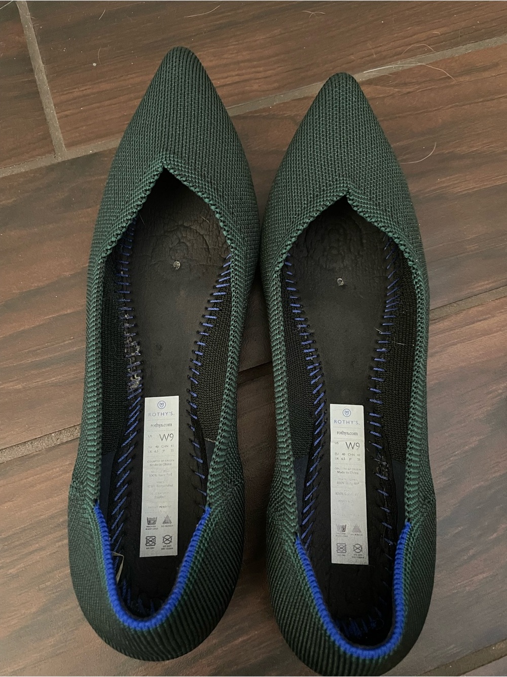 Rothy's The Point Flat in Emerald Green Size 9 - Picture 4 of 4